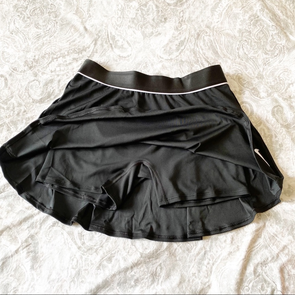 NIKE Tennis Skort Black White Medium Tall NWT - Picture 7 of 10